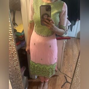 Georgette kameez comes with Lyrca pajami and net dupatta